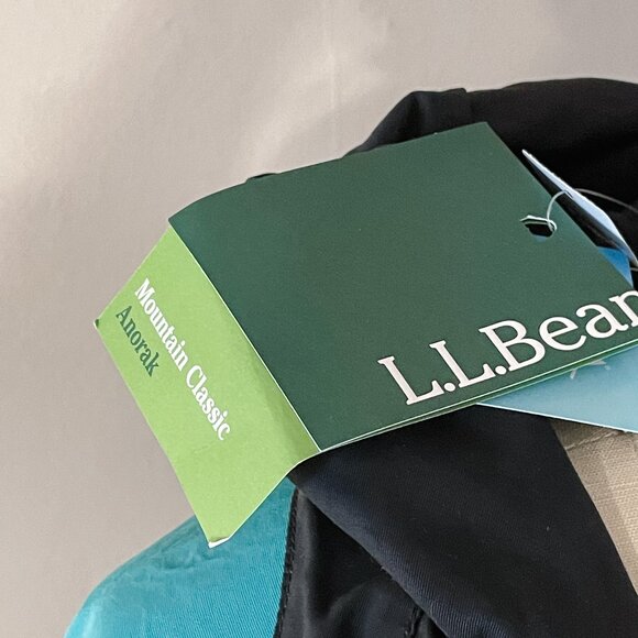 NWT L.L. Bean Mountain Classic Anorak M Reg - Picture 4 of 9
